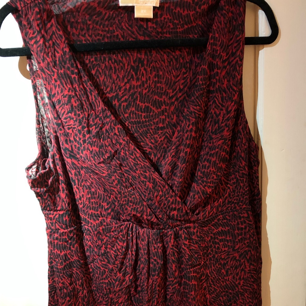 Michael Kors Sleeveless V-Neck Top